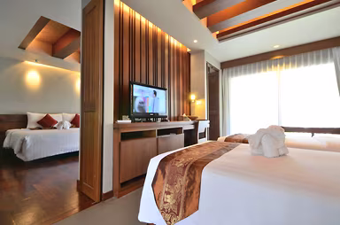 Connecting Room